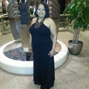 Meet your Posher, Ladessia